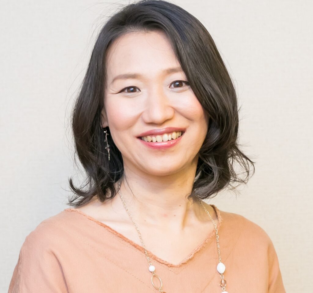 風ら花講師 石坂桂子のプロフィール写真｜横浜市青葉区あざみ野のメディカルアロマスクール・サロン風ら花